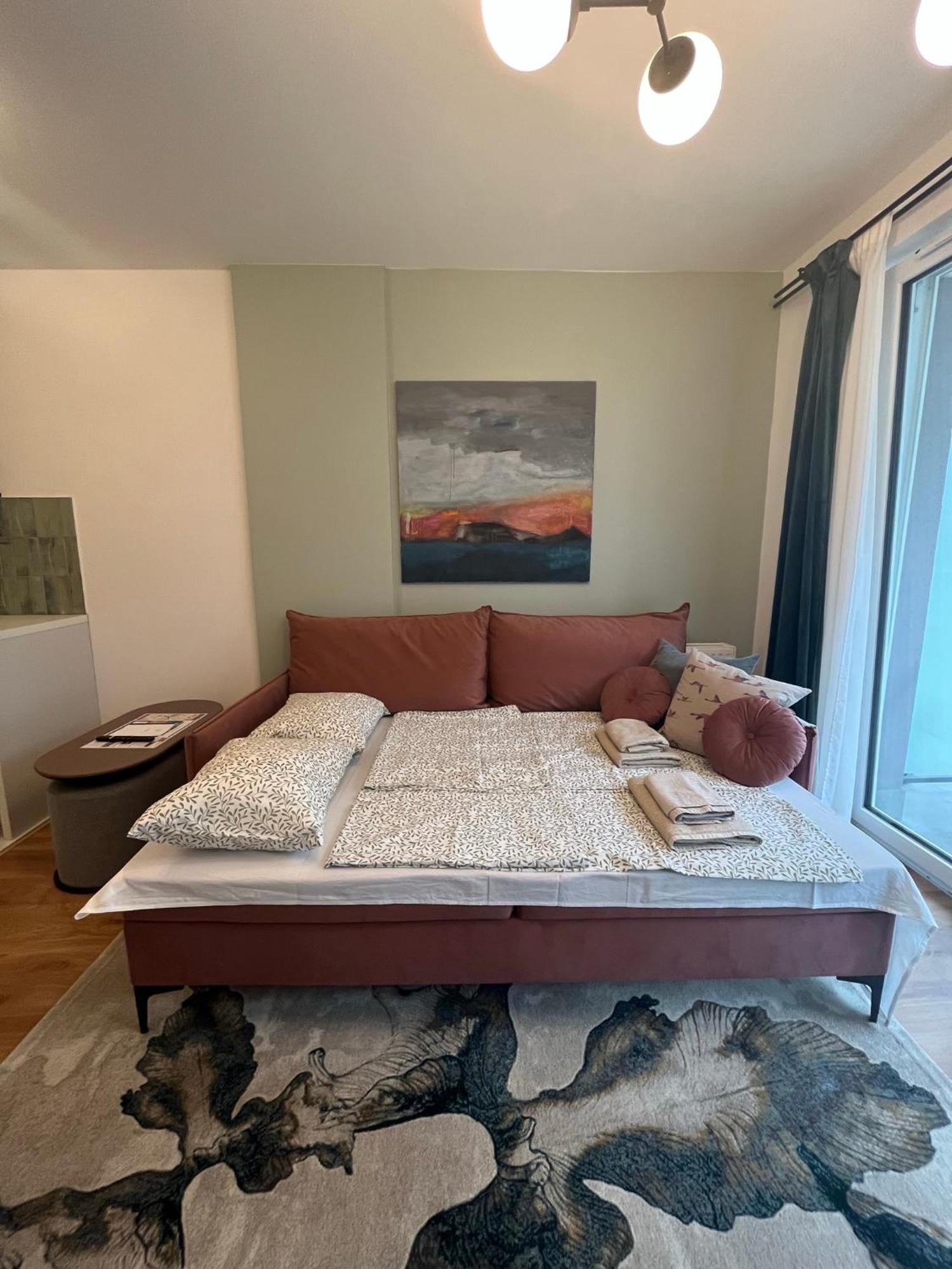 Your Happy Place In The Center Of Apartment *